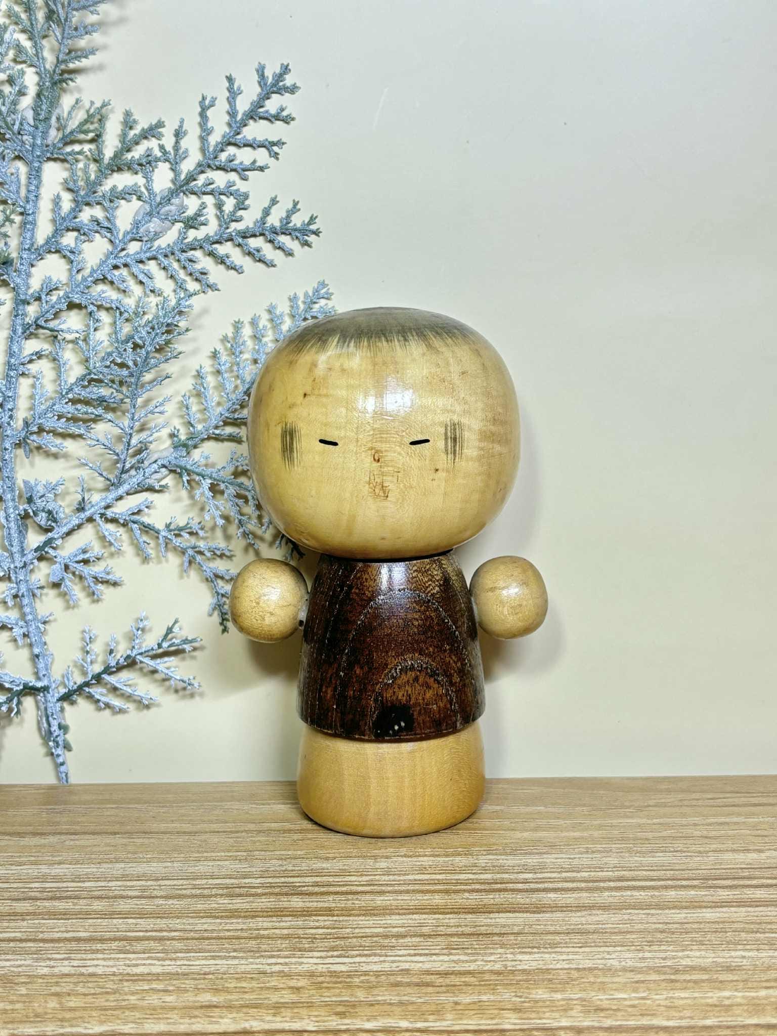 希少なこけし人形、加藤光明作のヴィンテージ日本製創作人形（12.5cm