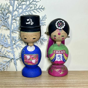 Pair Kokeshi Doll, Vintage Japanese Creative doll &quot;Korean&quot; (13.3cm./12.5cm.)