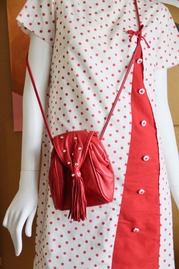80s Set Red Oversized Belt and Fringe Bag - image 5