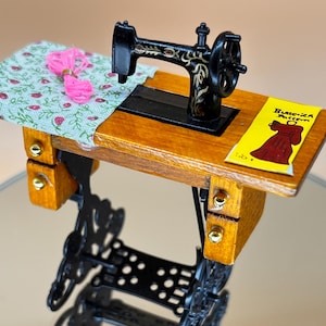 Dollhouse Miniature Sewing Machine: Vintage Style Table & Accessories
