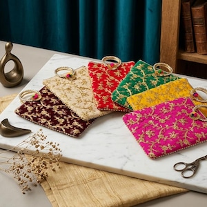 Embroidered Velvet Potli Bags Indian Wedding Favor Gift Multi Color Drawstring Pouches Ceremony Traditional