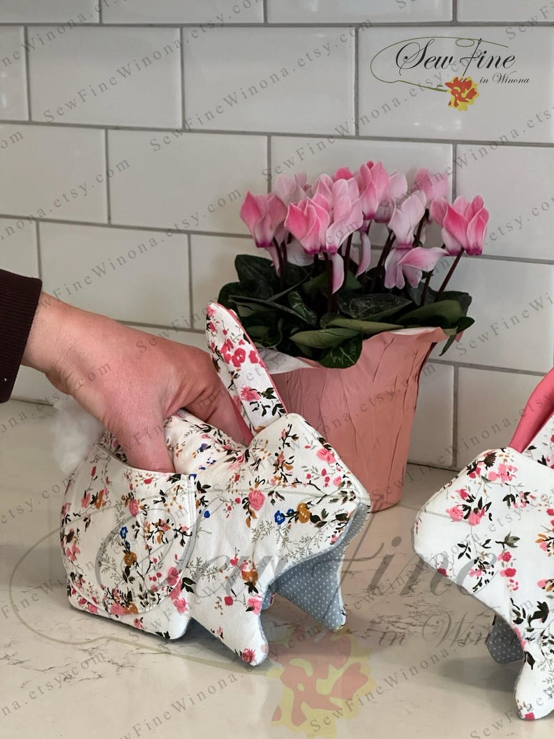 Patron de couture mitaines de four Betsy Bunny (téléchargement PDF) - Déco de cuisine matelassée pour débutant avec tutoriel vidéo image 2