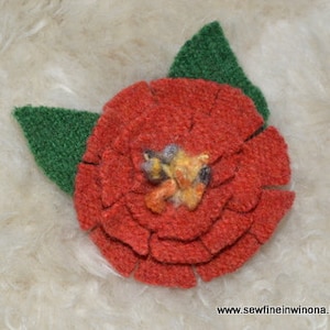 ORANJE Gevilte wollen bloemspeld