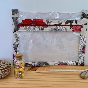 Clear pouch, flat pouch, zippered pouch, holiday accessory, gift accessory