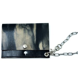 Cartera con cadena -Negro líquido