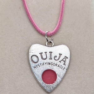 Collana con ciondolo planchette Ouija