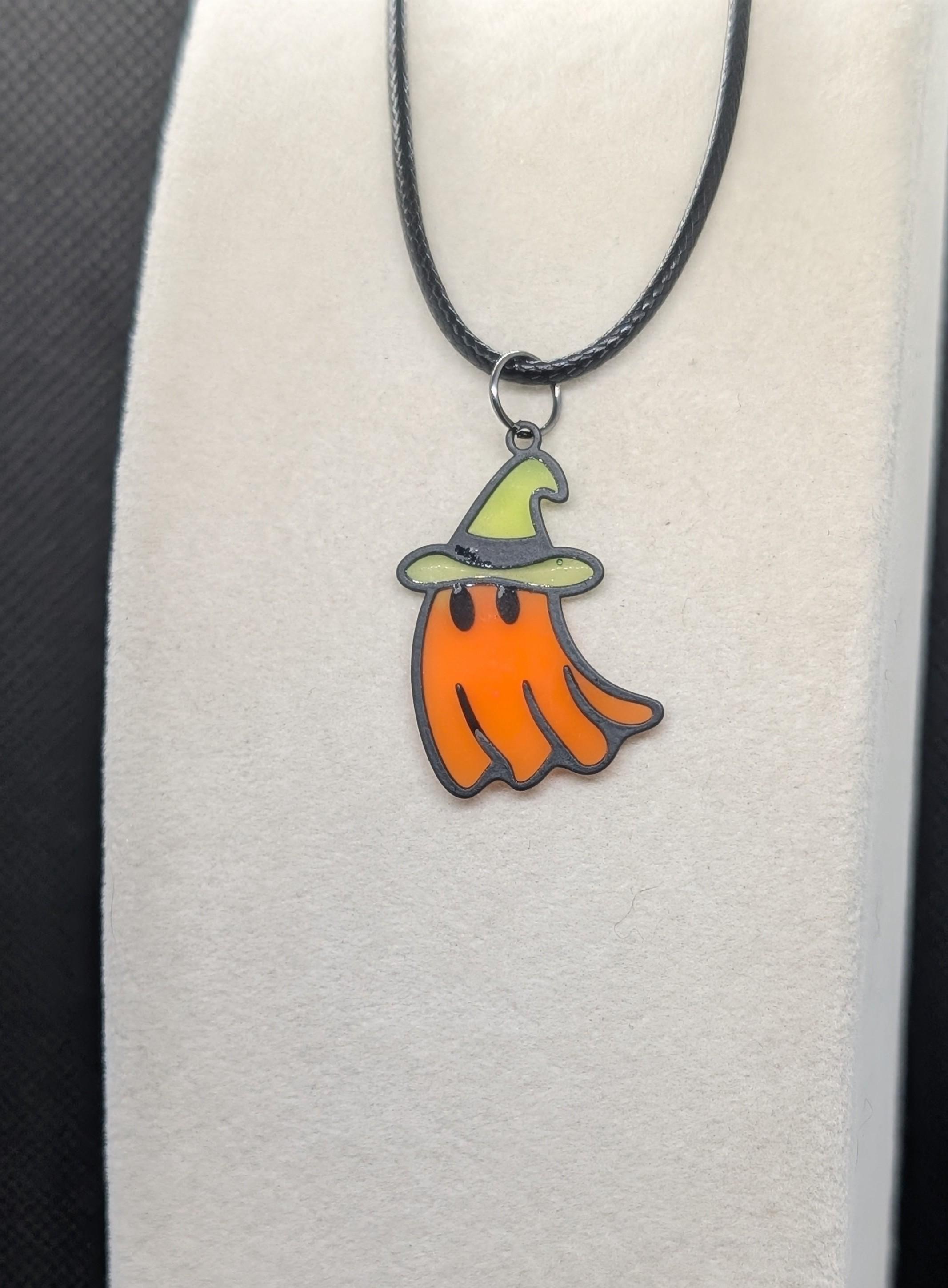 愛らしいゴーストペンダントネックレス - Etsy 日本