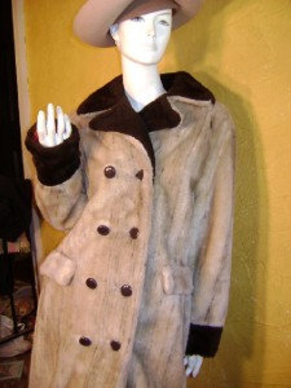 Vintage Faux Fur Two Tone 60s 70s Long Swing Coat… - image 3