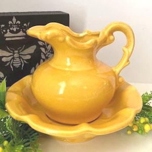 Vintage McCoy Yellow Pitcher and Bowl Set – Ceramic Wash Basin & Ewer – Classic Farmhouse Decor