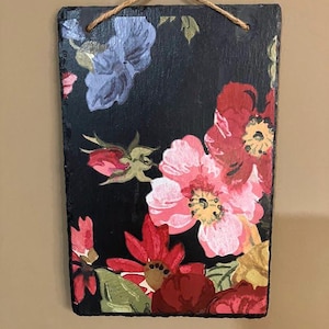 Slate Tile Wall Hanging with IOD Floral Transfer – Rustic Home Decor