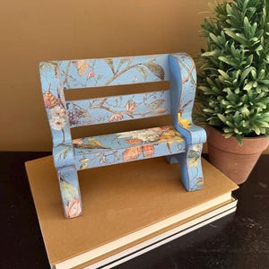 Distressed Miniature Wooden Bench with Vintage Floral Detail, Romantic Cottage Bench, French Country Riser, Cottagecore Plant Stand Display