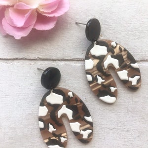 Black White Leopard U Shaped Earrings, U Shape Earrings, Monochrome Earrings, Black and White Pattern Earrings image 1