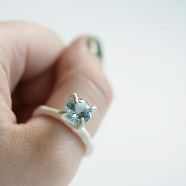 Reserved to Yolanda Organic Bezel Ring with Aquamarine Zirconia. Sterling Silver