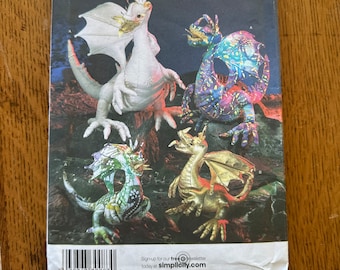 Simplicity pattern 4063 dragons in 3 sizes