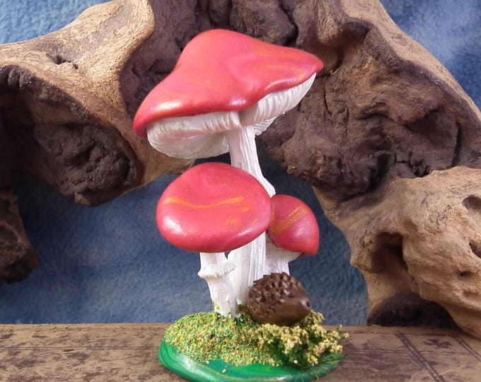 Sweet Baby Hedgehog 'Tassel' on Toadstool Tableau OOAK Sculpt by artist Ann Galvin