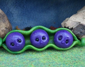 Baby Berry-Podlings Seed Pod OOAK Sculpt by Sculpture Artist Ann Galvin 'Peas-in-a-Pod'