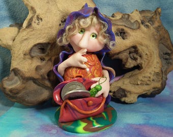 Treasury Gnome 'Eliza Shilling' * keeper of the bullion * OOAK Sculpt by Artist Ann Galvin