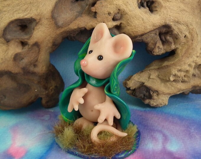 Sweet Mouseling 'Melinda' on grassed base OOAK Sculpt by Sculpture Artist Ann Galvin