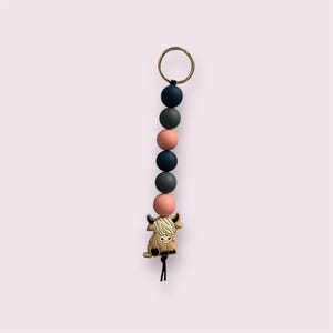 Highland Cow Beaded Keychain | Silicone Bead Keychain | Cute Animal Keychain | Bag Charm | Gift for Her | Cow Lover Gift