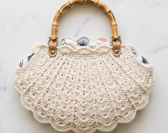 Seashell Crochet Bag Pattern | Bamboo Handle Purse, Shell Stitch, Scallop Border (PDF Download)