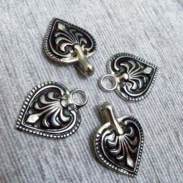 Cloak Clasp Fasteners - Charming Silver Baroque Spade Cloak Clasp Metal Fasteners. 5 Pairs.