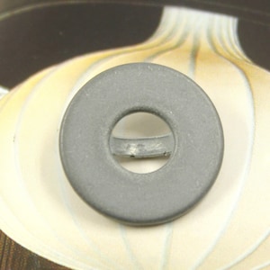 Metal Buttons - Broadside Circle Metal Buttons , Gray Gunmetal Color , Shank , 0.63 inch , 10 pcs