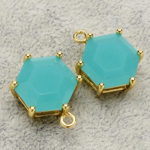 2 Hexagonal Mint Turquoise Crystal Glass Pendant, 18mm, Gold Plated over Brass Prong Setting. [A0070129]
