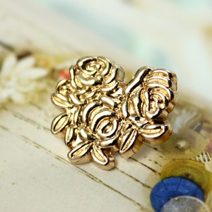 Metal Buttons - Bouquet Metal Buttons , Gold Color , Shank , 0.71 inch , 6 pcs