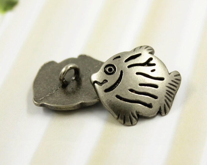 Metal Buttons - Fish Gunmetal Shank Buttons - 19mm - 0.75 Inch - 3 Pcs ...