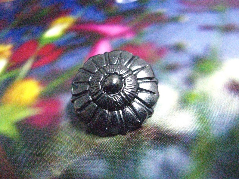 Metal Buttons Octagon Flower Metal Buttons , Shiny Gunmetal Color , Shank , 0.79 inch , 10 pcs image 3