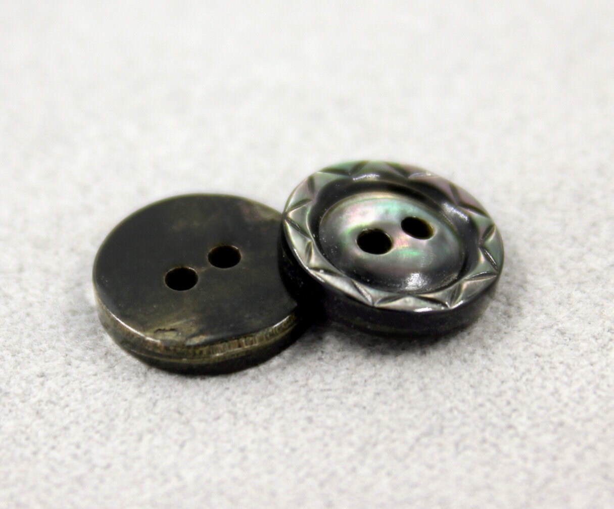 Shell Buttons - Zig-zag Carving Black Mother of Pearl Buttons, 0.43 ...