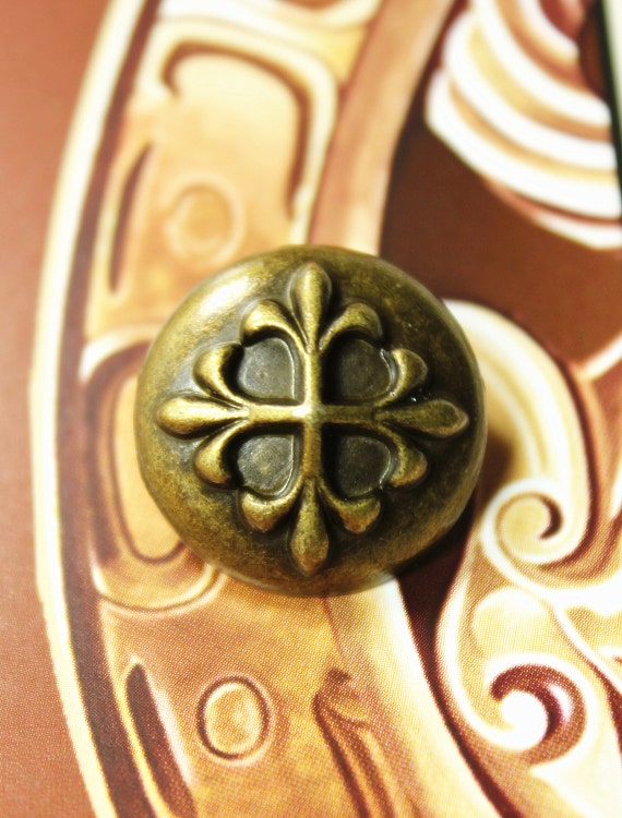 Buy brass buttons deals