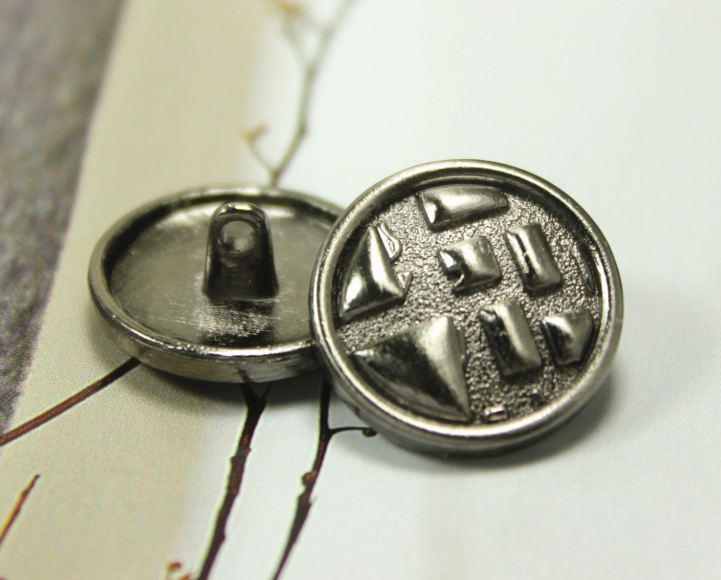 Metal Buttons - Brick Wall Metal Buttons , Shiny Gunmetal Color , Shank ...