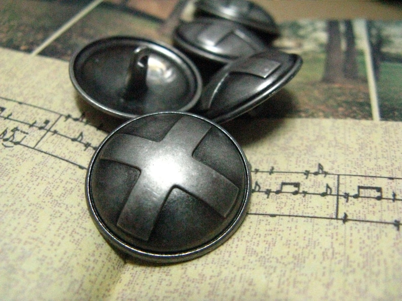 Metal Buttons - Balanced Cross Metal Buttons , Gray Silver Color ...
