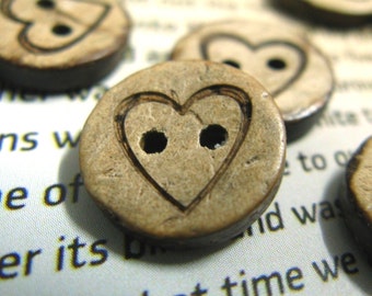 10 pieces of Simple Vintage Heart Carving Coconut Buttons, 0.75 inch