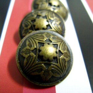 Metal Buttons Damascus Flower Metal Buttons , Antique Brass Color , Shank , 0.83 inch , 10 pcs image 5