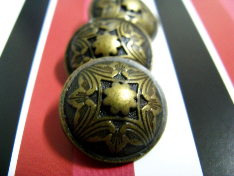 Metal Buttons Damascus Flower Metal Buttons , Antique Brass Color , Shank , 0.83 inch , 10 pcs image 5