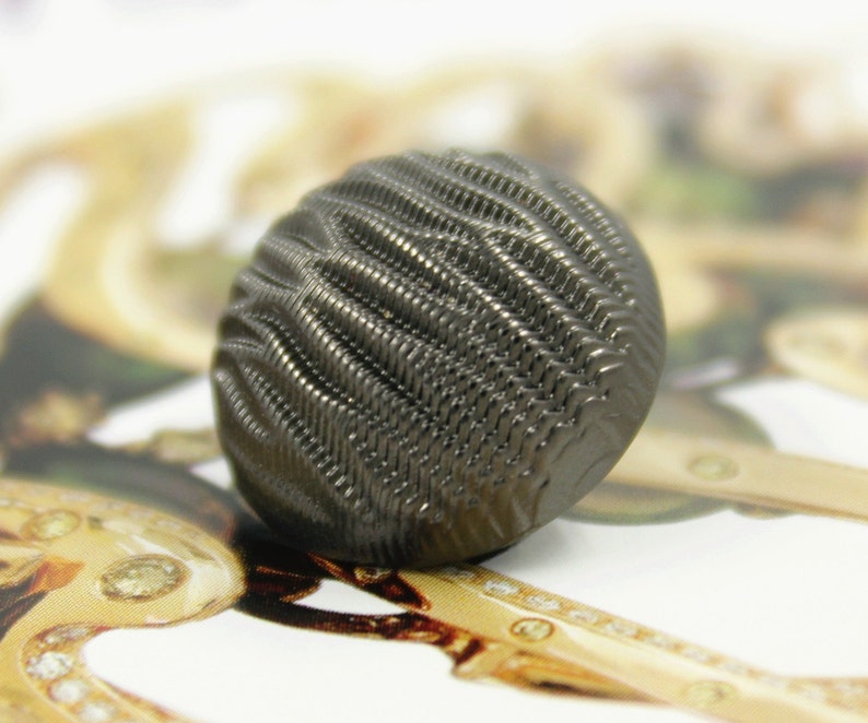 metal-buttons-ripples-metal-buttons-gunmetal-color-domed-shank
