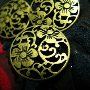 Metal Buttons Flower Vine Metal Buttons , Antiqued Brass Color , Openwork , Shank , 1 inch , 10 pcs image 2