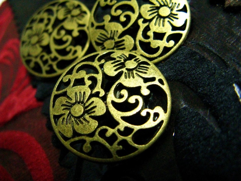 Metal Buttons Flower Vine Metal Buttons , Antiqued Brass Color , Openwork , Shank , 1 inch , 10 pcs image 2