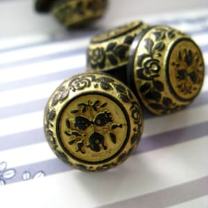 Metal Buttons - Flower Carving Metal Buttons , Gunmetal Yellow Color , Flat Cone Shaped , Shank , 0.59 inch , 10 pcs