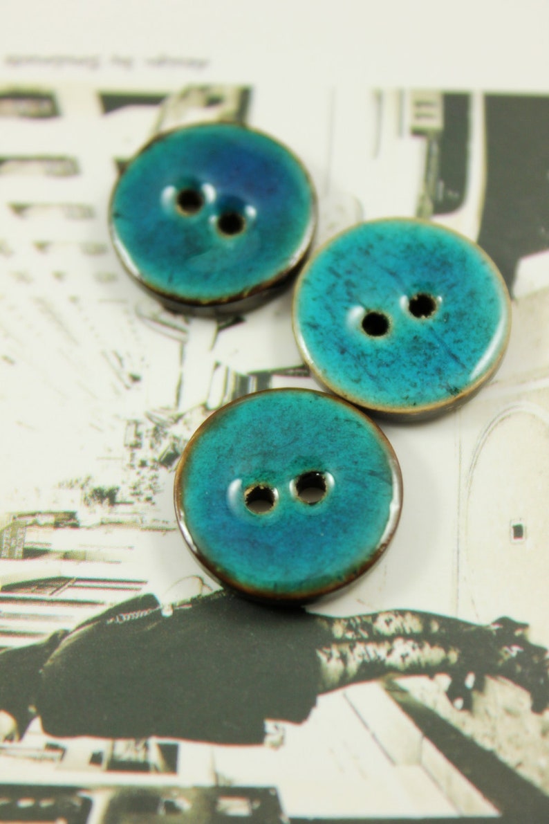 10 Pieces Of Translucent DarkCyan Enamel Buttons With Coconut Base. 0.71 inch image 3