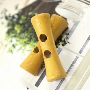 Holzknöpfe - gebogene mittlere Design natürlichen hölzernen schaltet, 1,35 Zoll (10 in einem Satz)