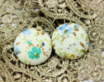 Fabric Buttons - Fresh Small Blue Flowers White Fabric Buttons,1 inch.  (5 in a set)