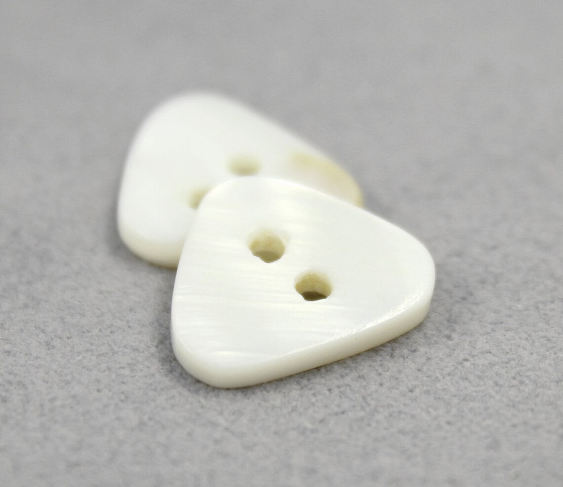 White Shell Button Shell Buttons - Triangle White Shell Buttons, 0.55 Inch, 10 Pcs - Etsy