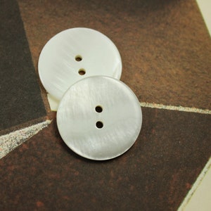 Shell Buttons 6 Pieces of Rich Luster White Shell Buttons, Beautiful Random Texture , 1 inch image 2