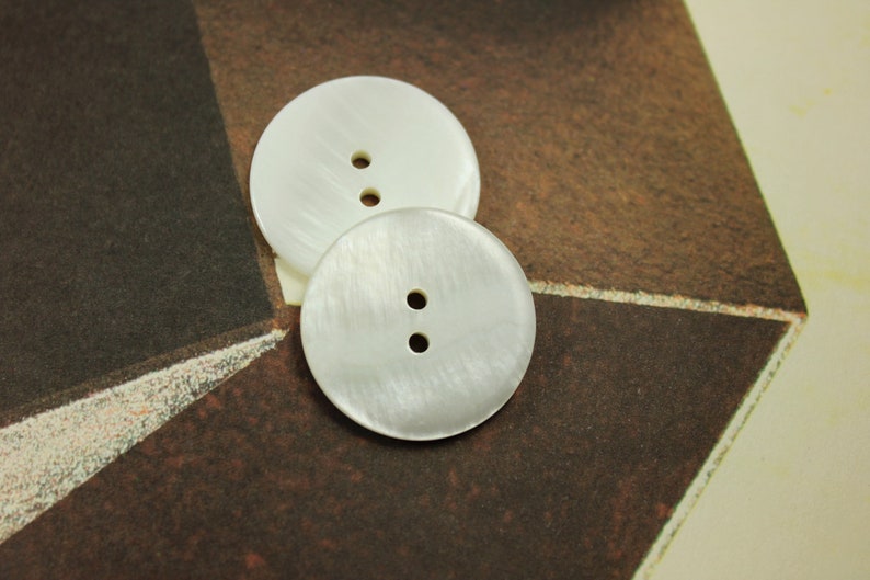Shell Buttons 6 Pieces of Rich Luster White Shell Buttons, Beautiful Random Texture , 1 inch image 2