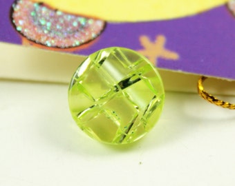 Sweet 10 Pieces of Light Green Plastic buttons,With Beautiful Reticulate Texture. 0.51 inch