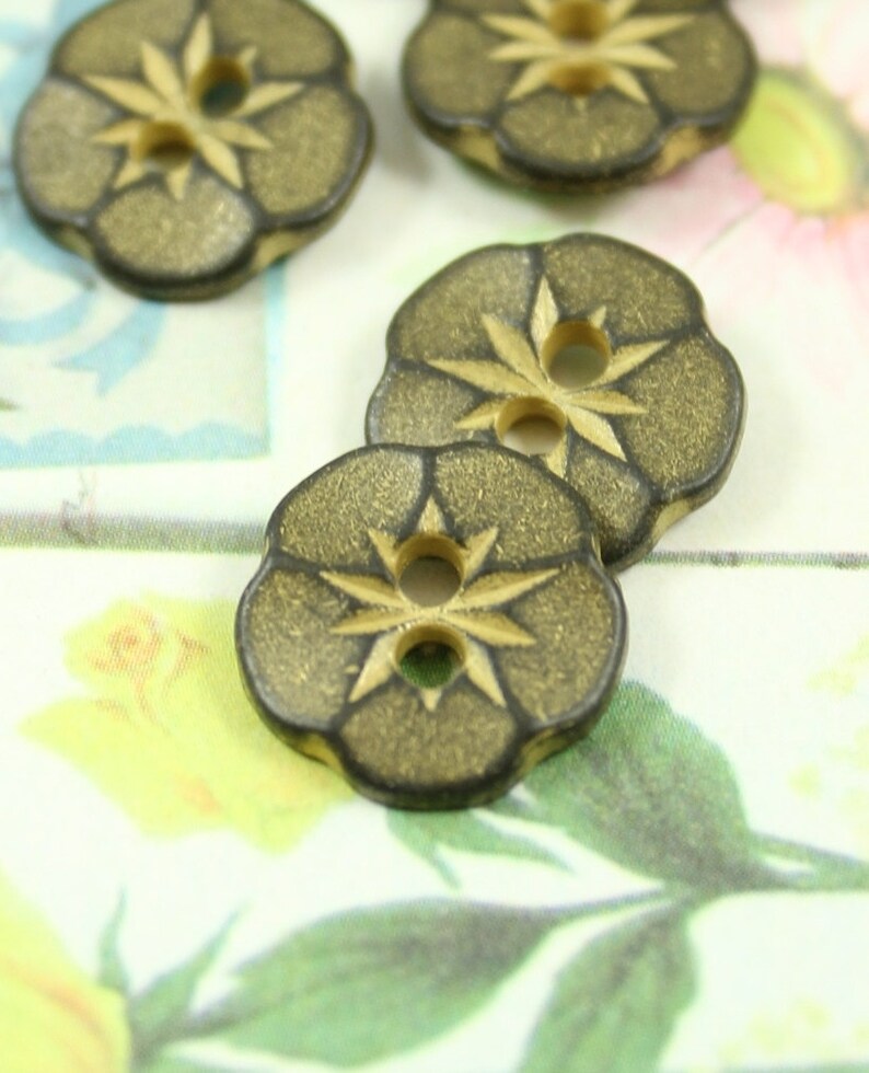 Metal Buttons Flower Metal Buttons , Gunmetal Yellow Color , 2 Holes , 0.51 inch , 10 pcs image 1