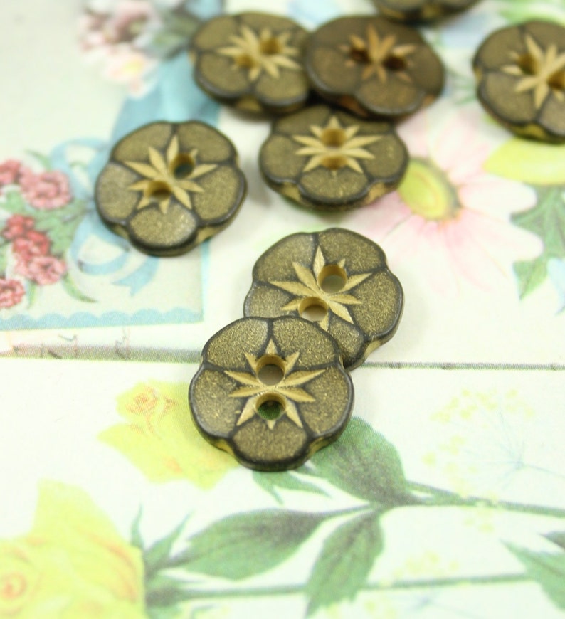 Metal Buttons Flower Metal Buttons , Gunmetal Yellow Color , 2 Holes , 0.51 inch , 10 pcs image 3